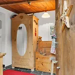 Renove Et Chaleureux, Ovronnaz 4 Personnes, Famille Шале