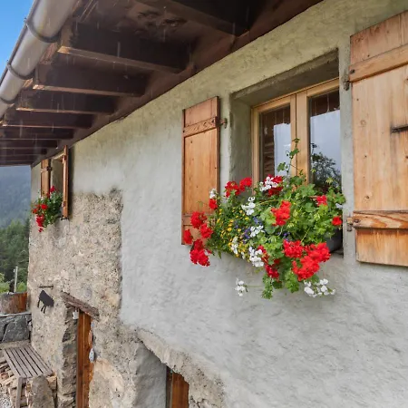 Renove Et Chaleureux, 4 Personnes, Famille Ovronnaz