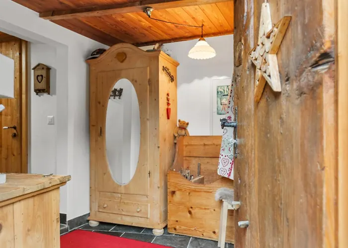Rénové Et Chaleureux, Ovronnaz 4 Personnes, Famille Chalet