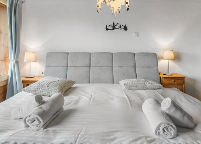 Chalet Rénové Et Chaleureux, Ovronnaz 4 Personnes, Famille